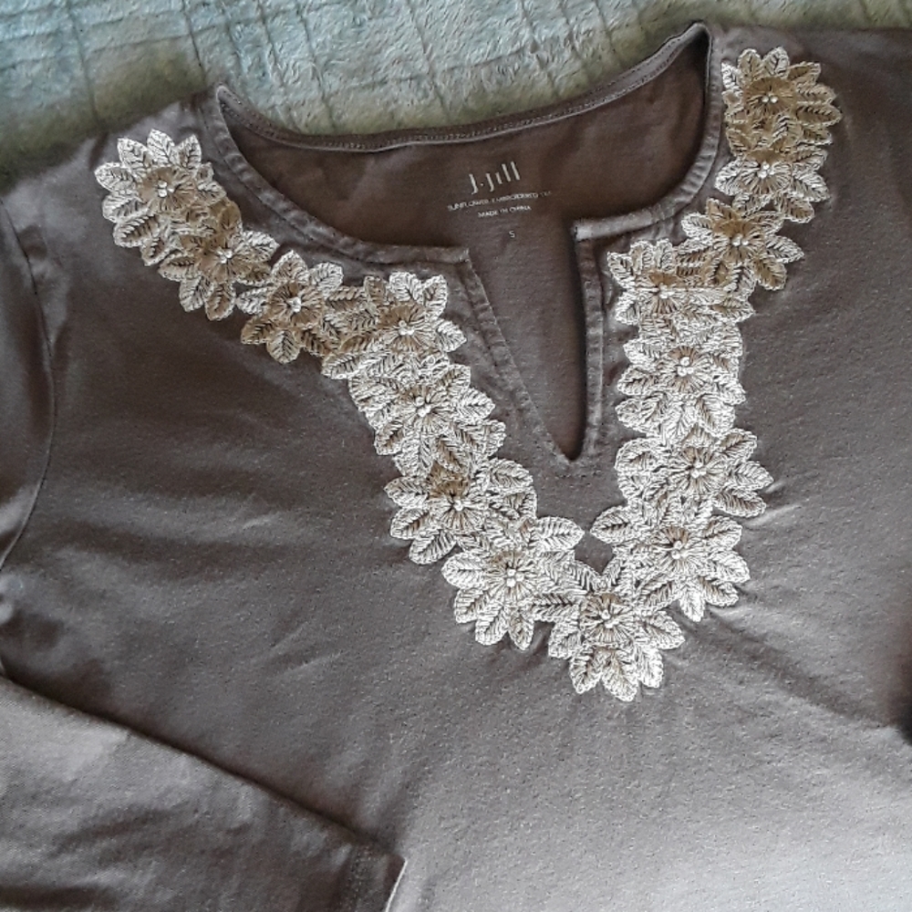 J.Jill embroidered top
